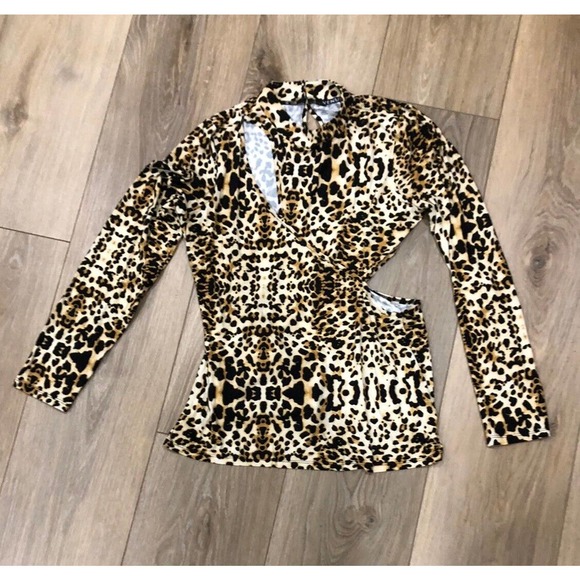 VENUS Tops - Venus Women’s Top Cheetah Print Cut Out XL Polyester R3